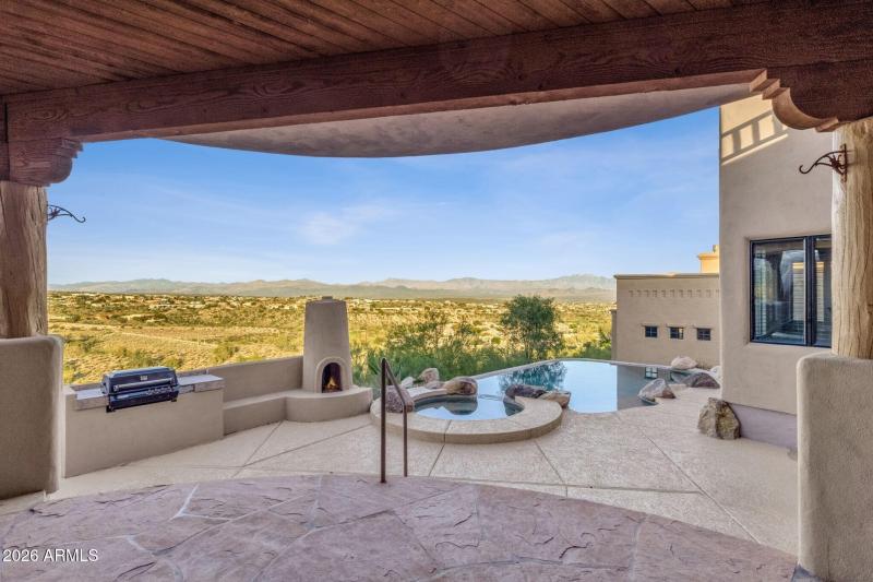 059_Covered Patio Views