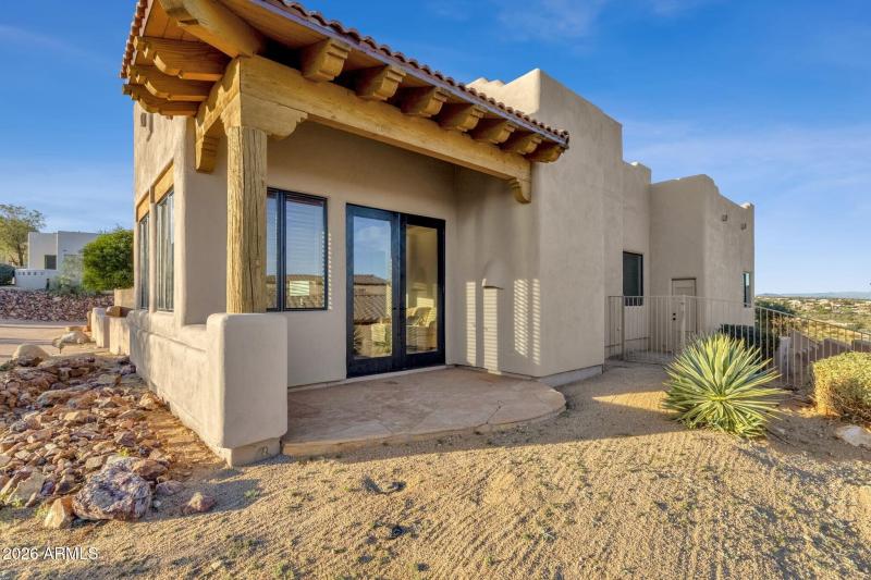 072_Office Private Entrance