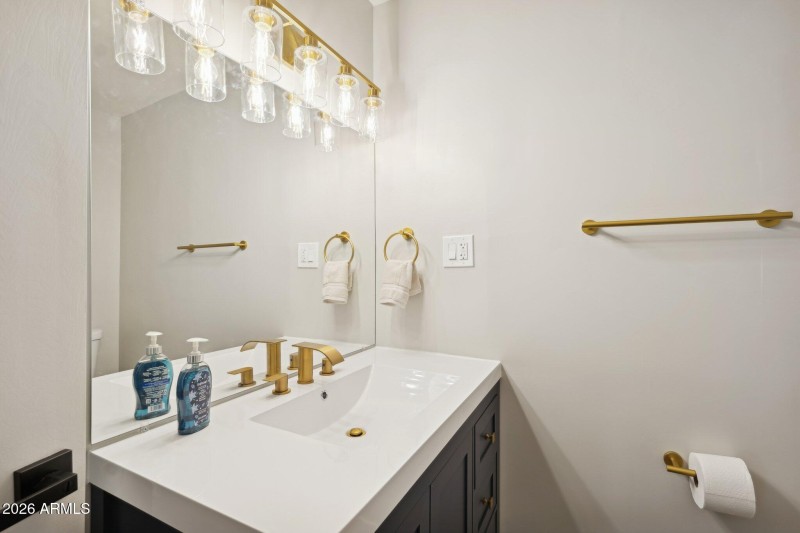 17-web-or-mls-5122-n-13th-ave