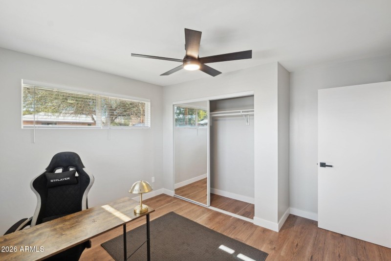 25-web-or-mls-5122-n-13th-ave