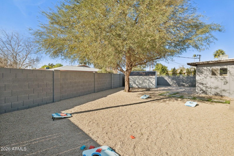 31-web-or-mls-5122-n-13th-ave