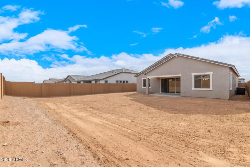 36 - Desert Hollow 15832