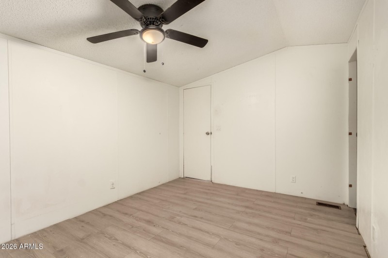 16 - Organ Pipe 54194