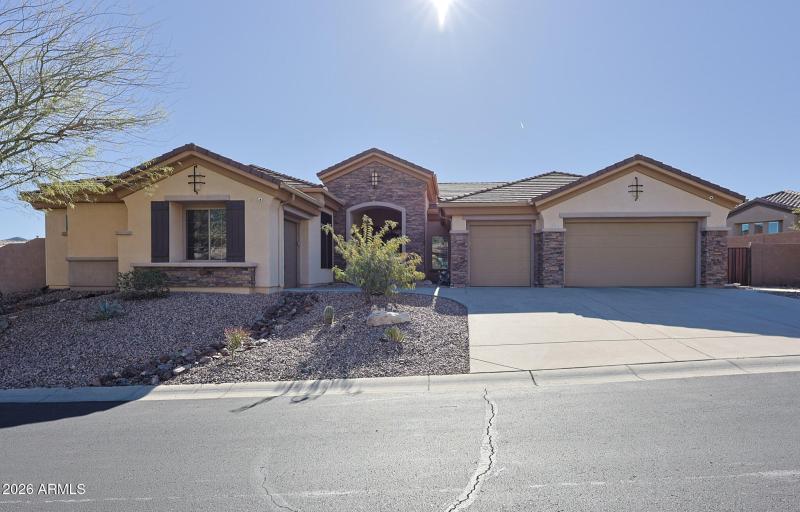 42131 N MOUNTAIN COVE DR