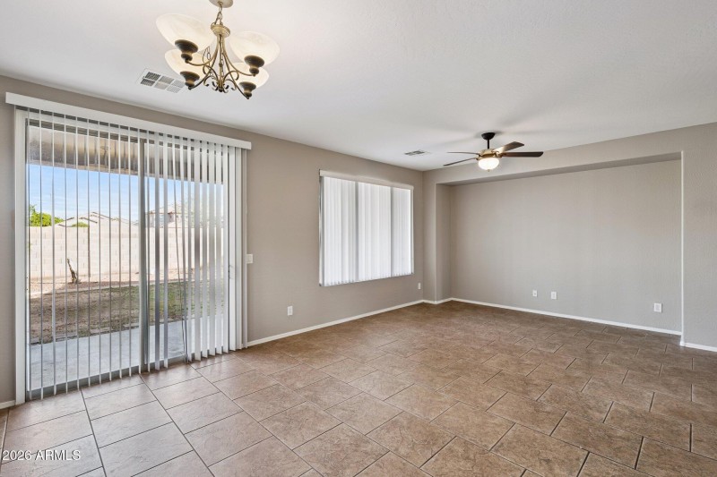 9-web-or-mls-15454-w-statler-cir