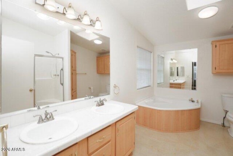 mwxm0ICJb4uDGURIxGqB@c3f177cc7d