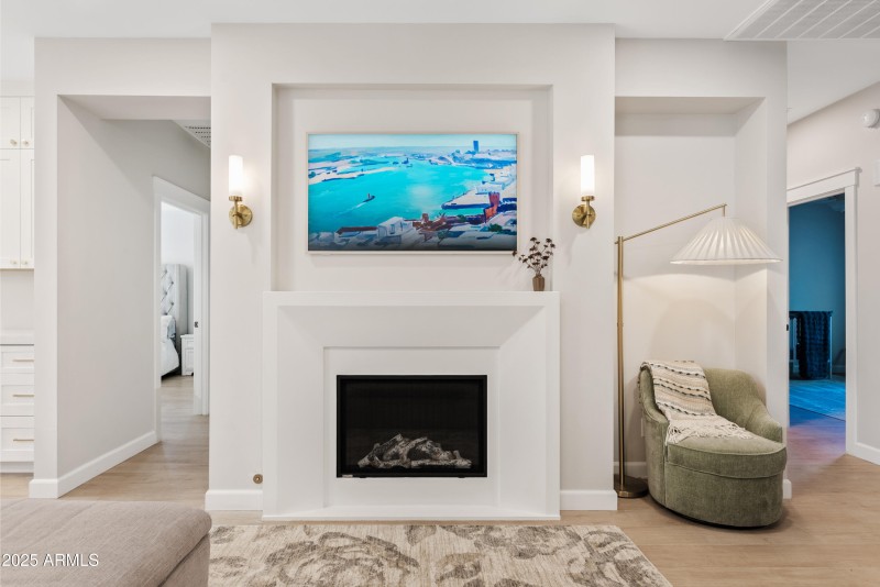 Designer gas fireplace