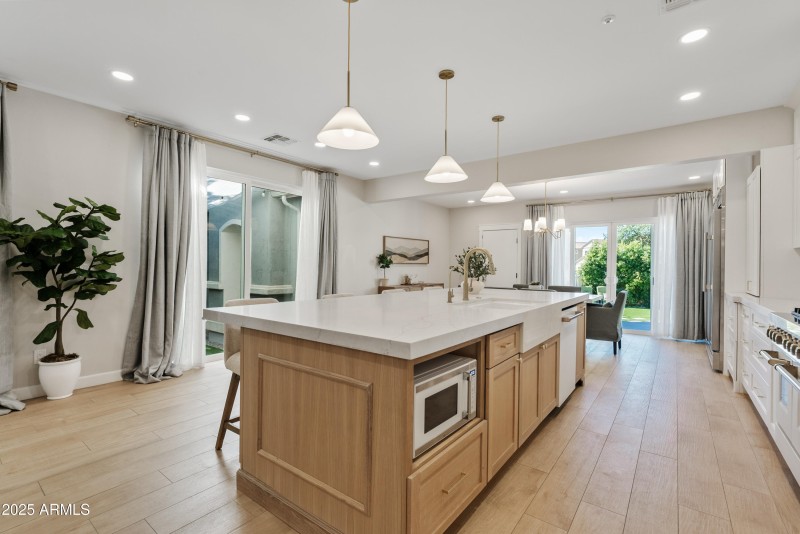 Seamless indoor-outdoor living