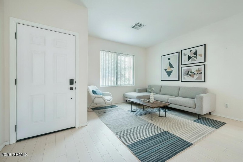 Entrance Living Room Virtual