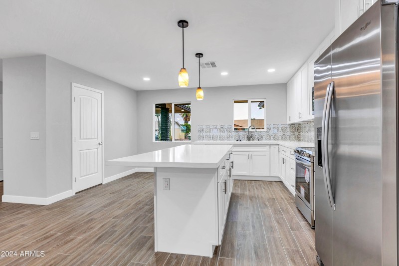 10602 W Cumberland Dr-15