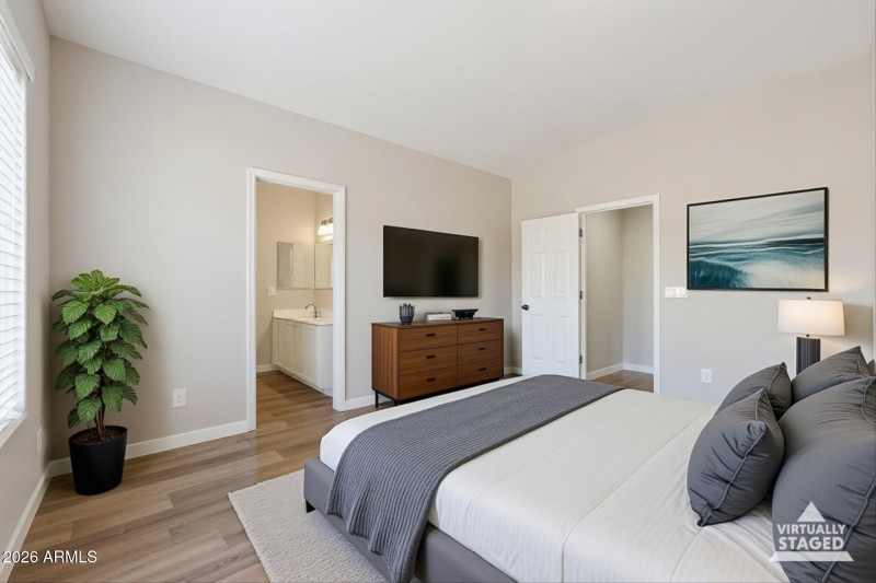 25-Primary Bedroom (virtually staged)