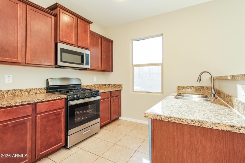 007-photo-kitchen-15036958