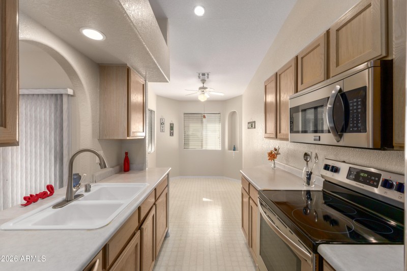 Kitchen + Breakfast Nook