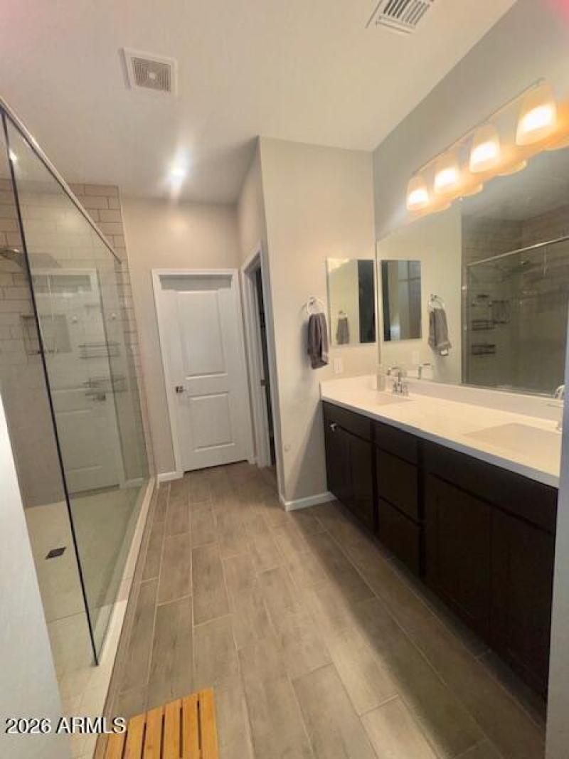 MB double sink