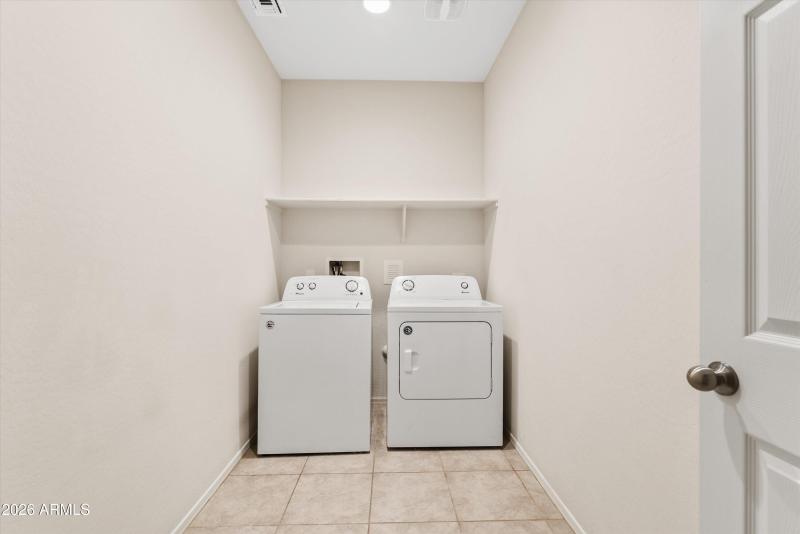 deep laundry room
