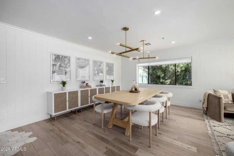 Spacious Dining Area