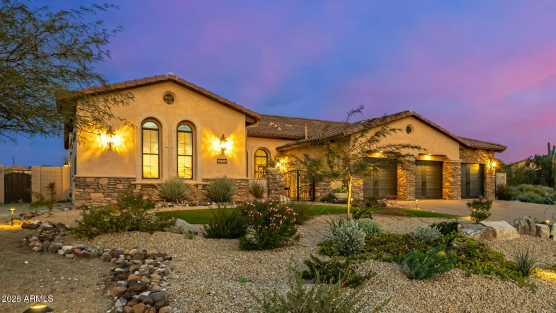 Stunning curb appeal