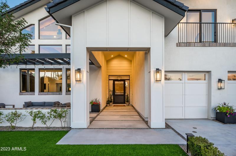 8144 E Del Barquero Dr-88