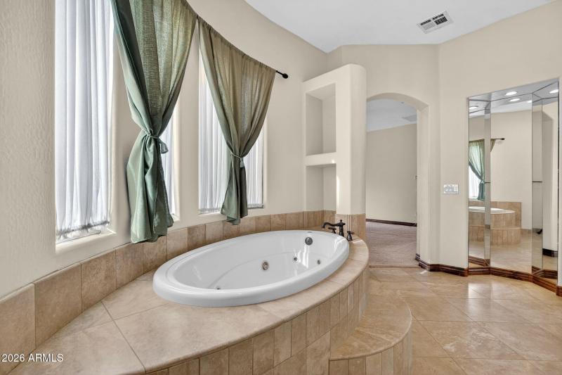 31-web-or-mls-42-10000 Ginger Wy