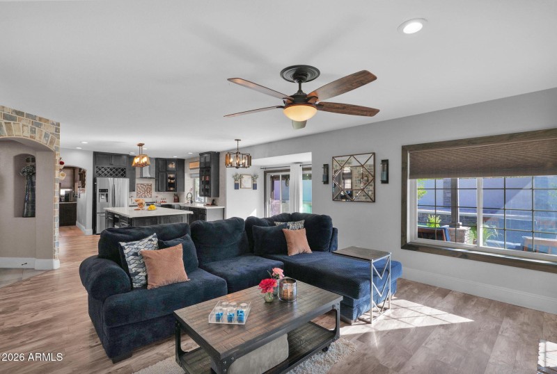 Open concept family room/kitchen