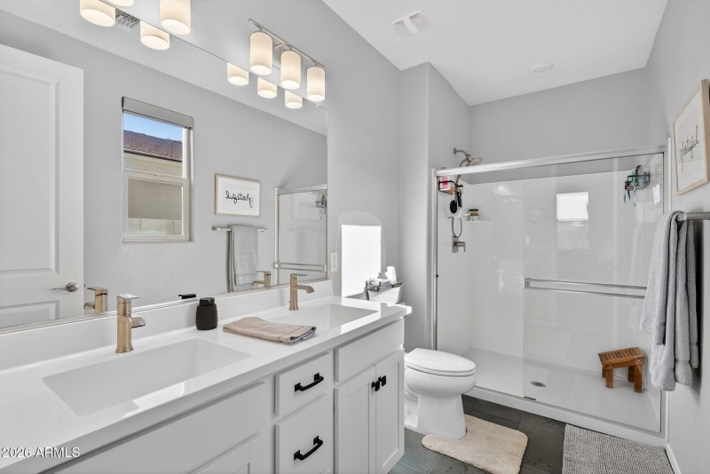 20-web-or-mls-37-N Basilio St