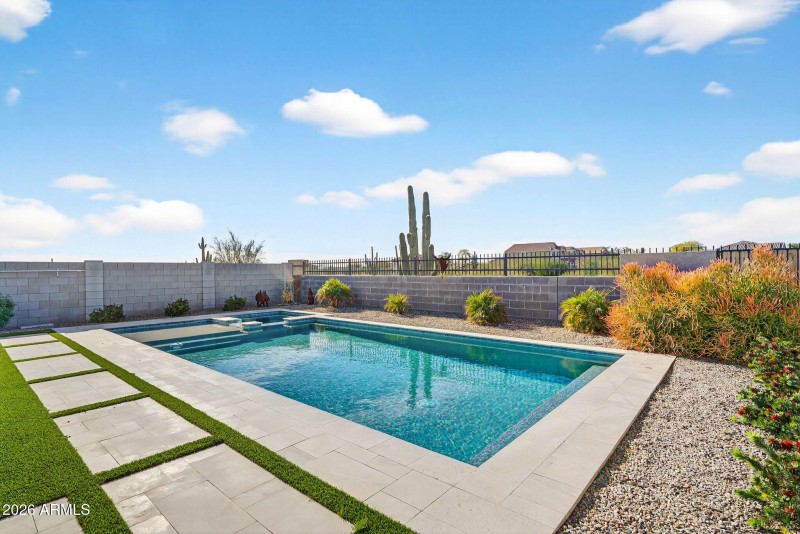 31-web-or-mls-28-N Basilio St