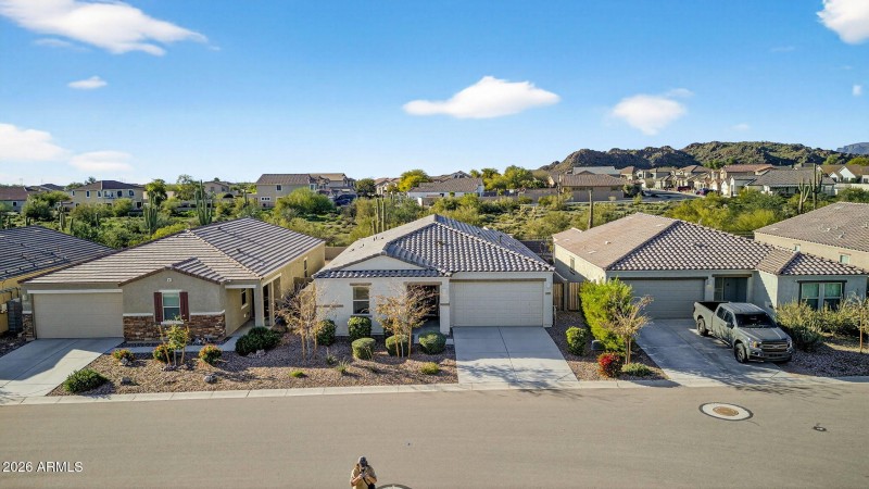 38-web-or-mls-06-N Basilio St