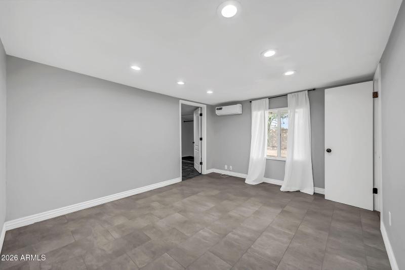 2302 E Yale Street, Phoenix, AZ 85006