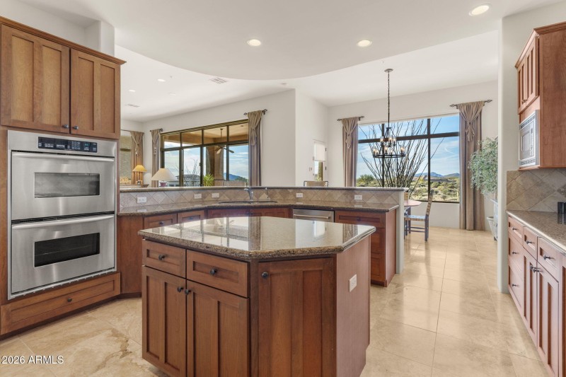 Kitchen to Breakfast Room