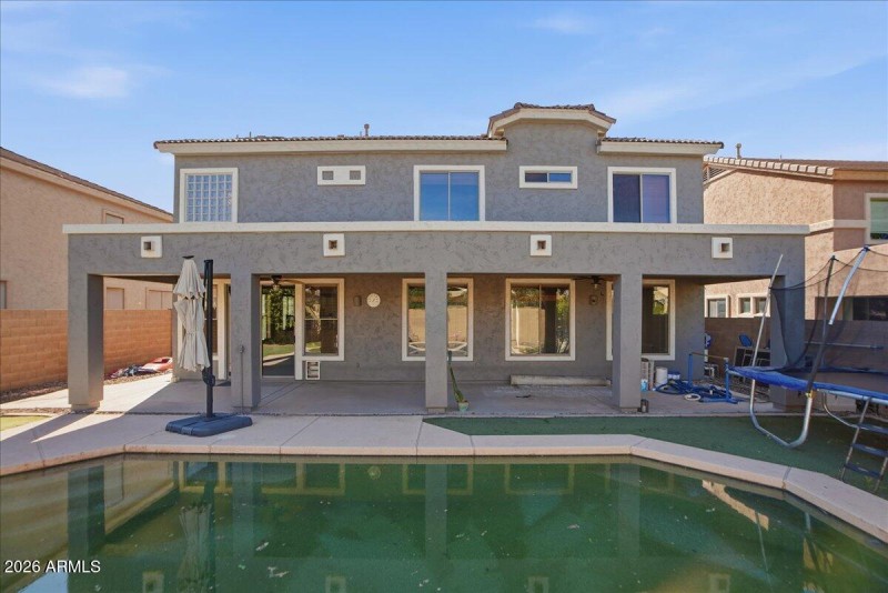 30-10740 E Lobo Ave_RedHogMedia