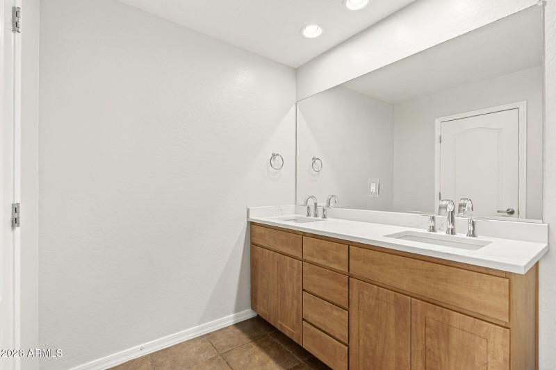 16 W Encanto Blvd Unit 12 - 27