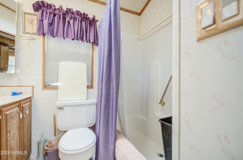 Bathroom-pic 3