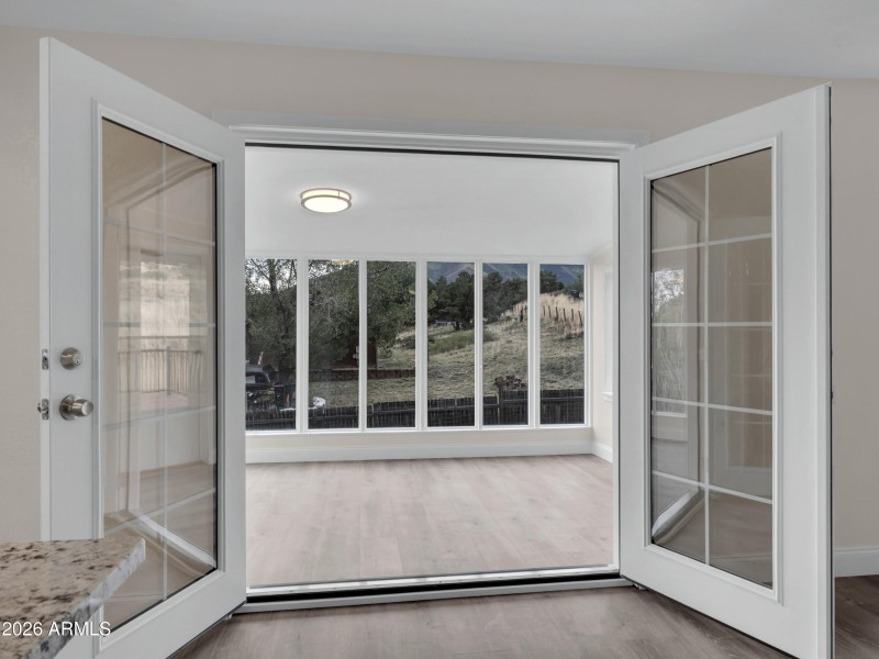 Entry to Sunroom