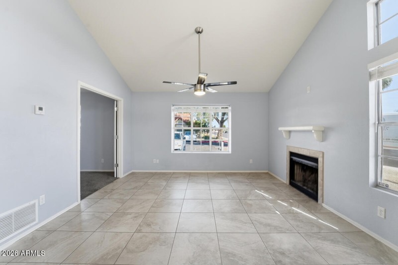 4601 N 102nd Ave Unit 1049-09