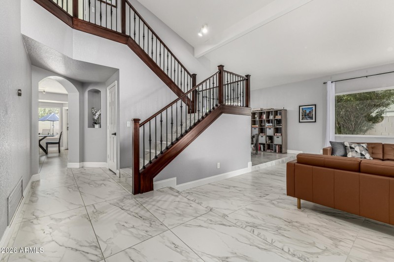 Living Room / Entryway