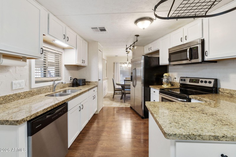 38-web-or-mls-dlb_5198-dlb_5202Ki