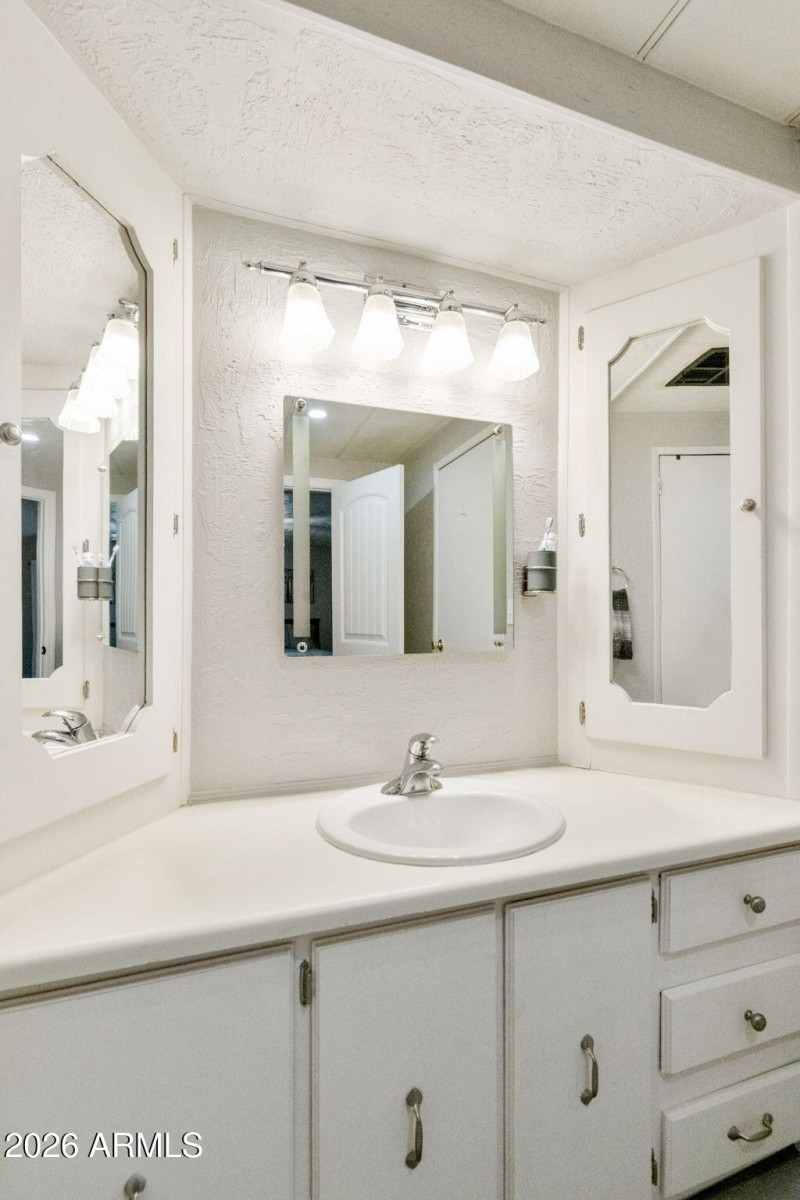 28-web-or-mls-DLB_5152