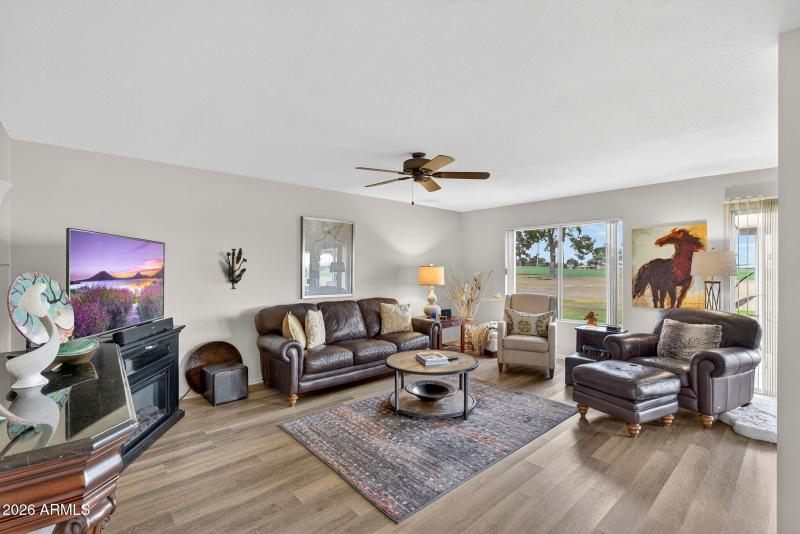 9-web-or-mls-19- N Cameo Dr