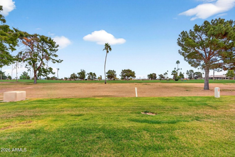 32-web-or-mls-29- N Cameo Dr