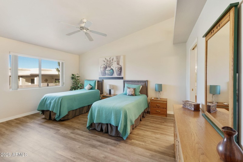 28-web-or-mls-dlb_5249-dlb_5253