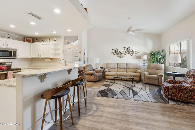 35-web-or-mls-dlb_5284-dlb_5288