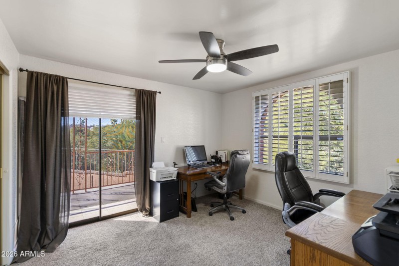 Office w Views & Natural Light