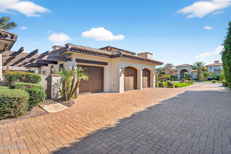 89-web-or-mls-41-W Harmony Pl