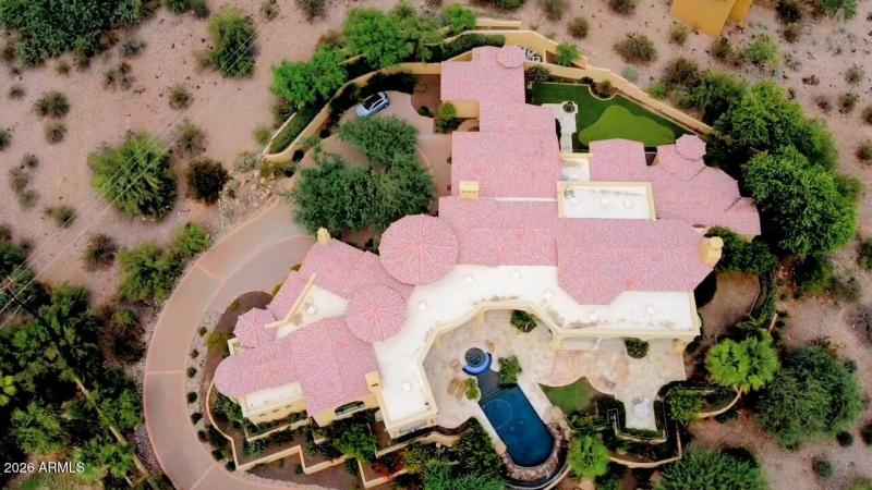 1.18 ACRES on CAMELBACK MOUNTAIN