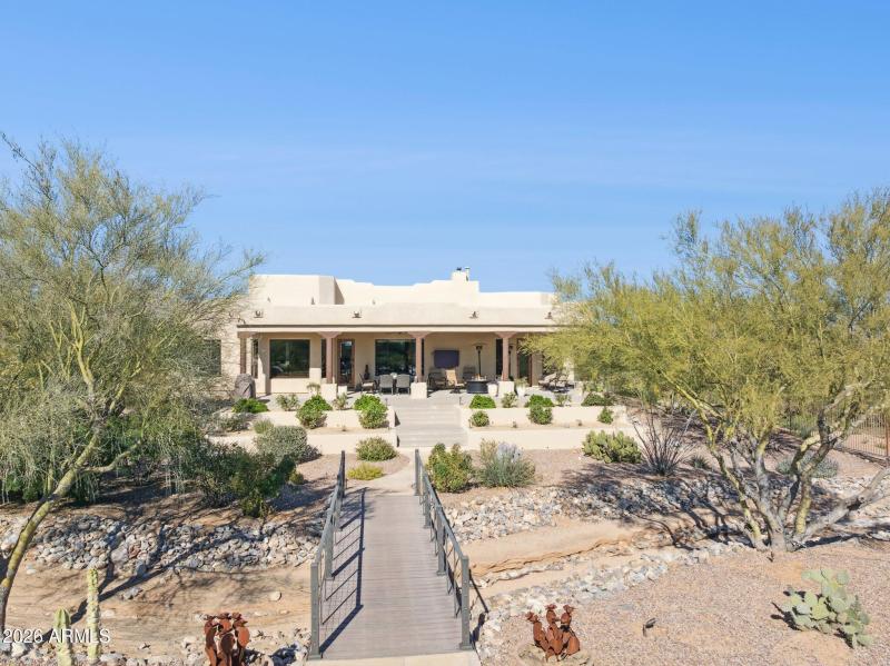 6-web-or-mls-15315-e-melanie-dr