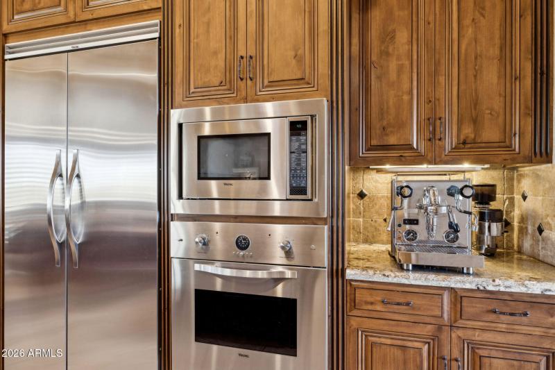 16-web-or-mls-15315-e-melanie-dr