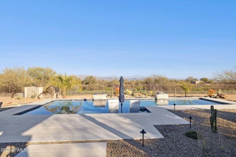 52-web-or-mls-15315-e-melanie-dr