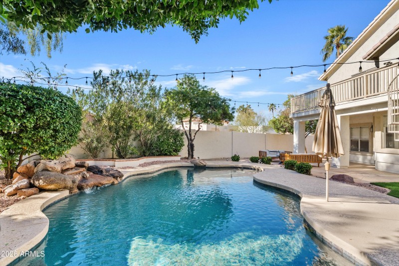 Private pool w/waterfall