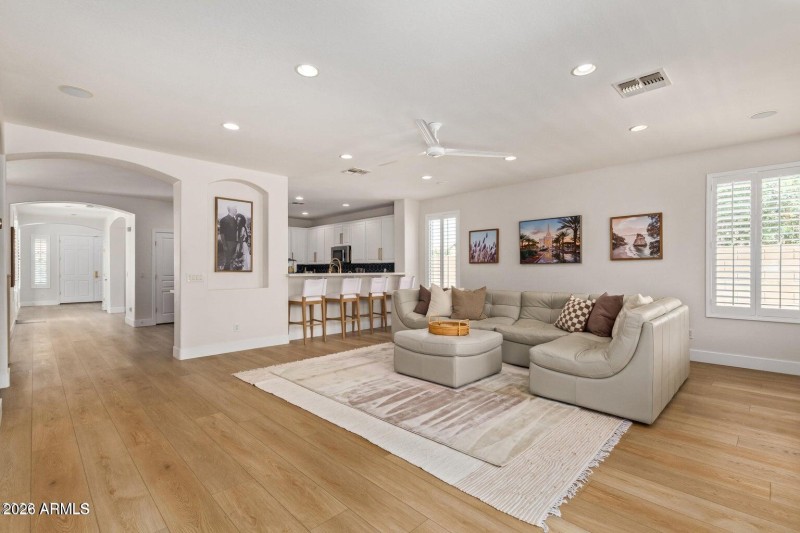 20220917162739730073000000-o