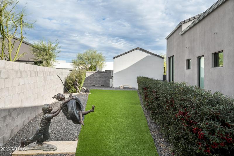 Side yard